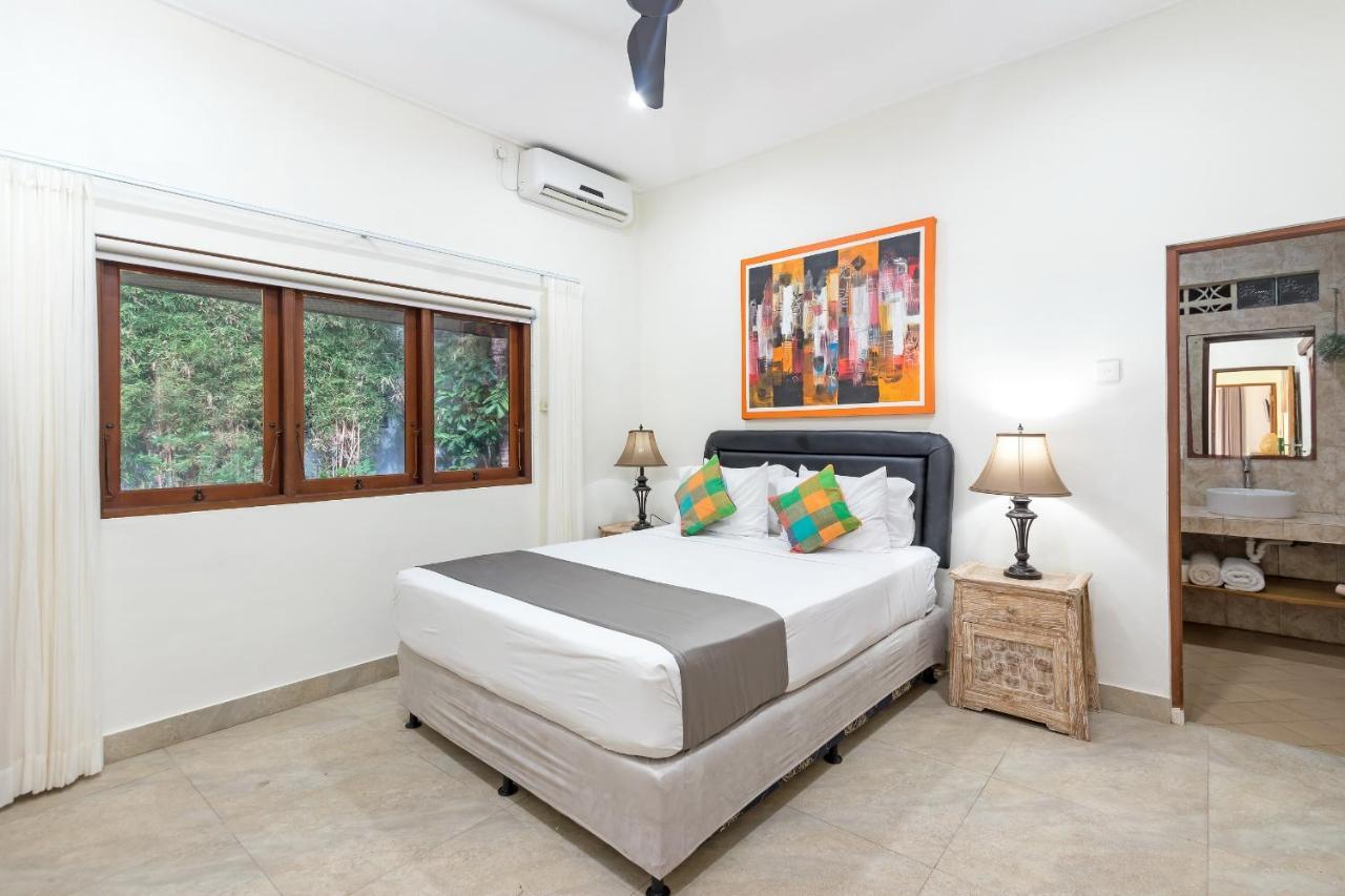 Villa Yati Seminyak Esterno foto